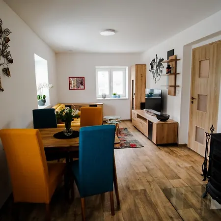 Zlaty Dub Apartment